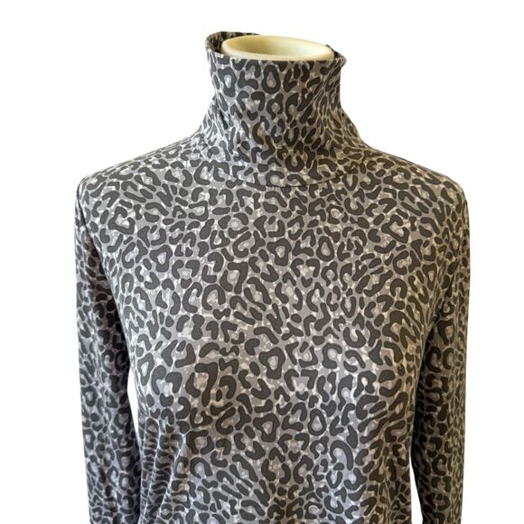 J MCLAUGHLIN NORA TOP TURTLENECK CHEETAH CASUAL CHIC TRANSITIONAL PIECE M - Picture 4 of 12